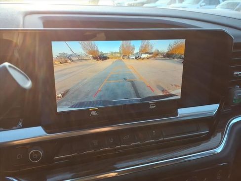 Used 2024 Chevrolet Silverado 3500 LT w/ Convenience Package image 15