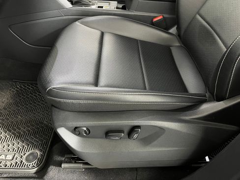 Used 2022 Volkswagen Atlas SE image 11