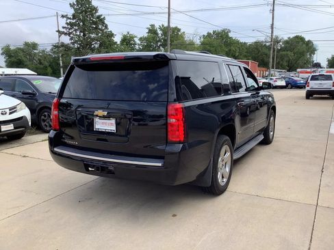 Used 2015 Chevrolet Suburban LTZ AWD/4WD image 9