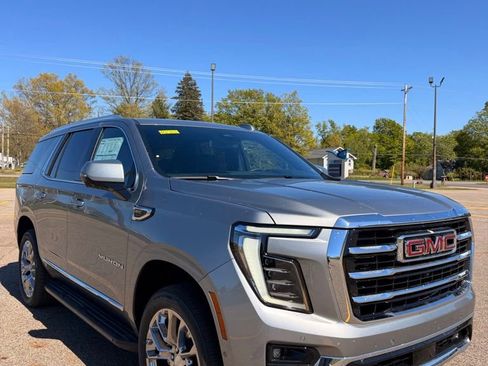 New 2026 GMC Yukon Elevation w/ LPO, Floor Liner Package AWD/4WD image 3