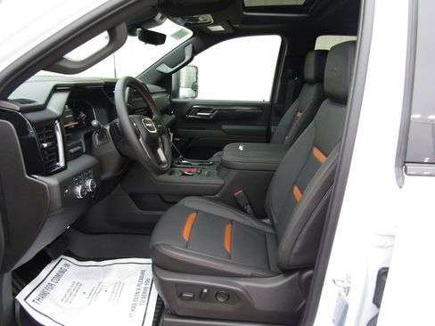 New 2026 GMC Sierra 2500 AT4 w/ Max Trailering Package image 32