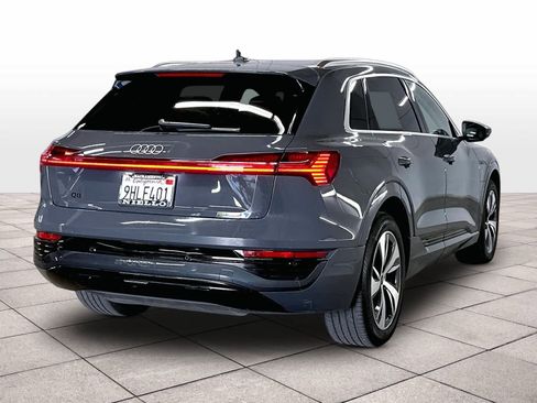 Used 2024 Audi Q8 e-tron Premium Plus w/ Premium Plus Package AWD/4WD image 14