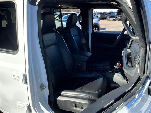 Used 2024 Jeep Wrangler Unlimited Rubicon 4xe image 11