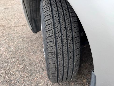 Used 2011 Nissan Versa 1.8 S w/ PWR Plus Pkg image 10