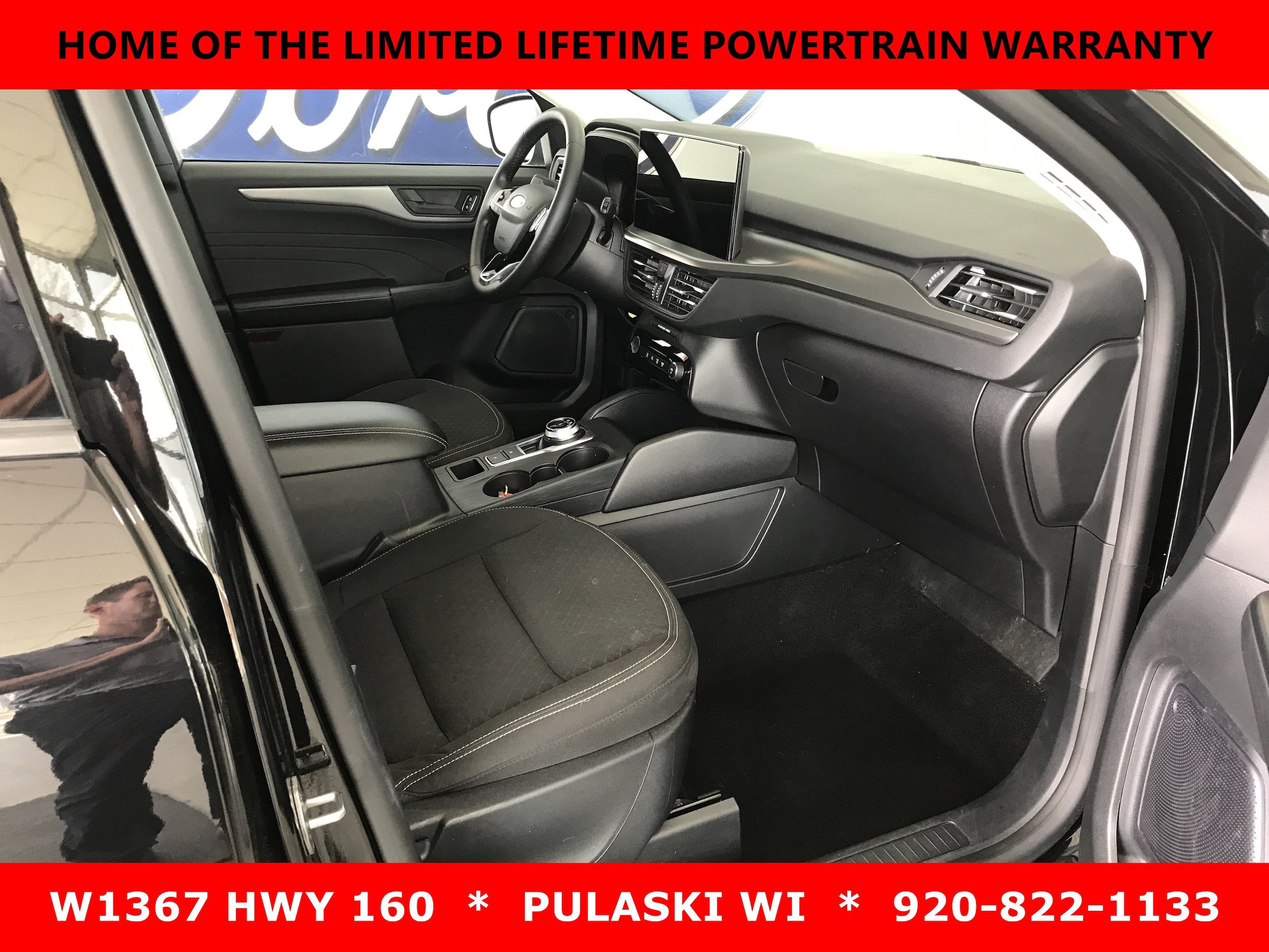 Used 2024 Ford Escape Active AWD/4WD image 4