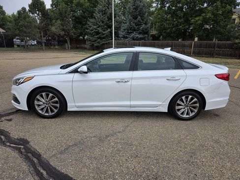 Used 2016 Hyundai Sonata Sport w/ Option Group 03 FWD image 2