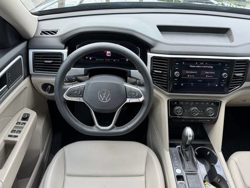 Used 2022 Volkswagen Atlas SE FWD image 15