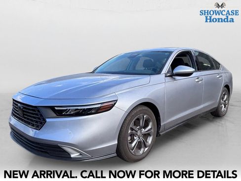 Used 2023 Honda Accord EX image 2