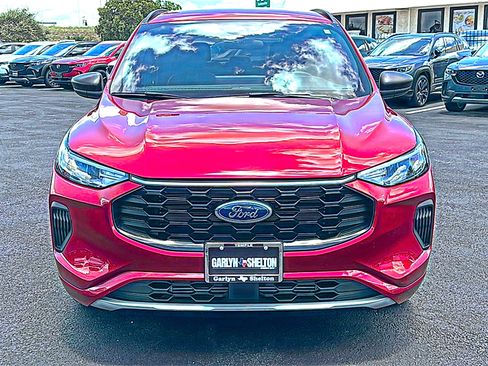 Used 2023 Ford Escape ST-Line w/ Tech Pack #1 FWD image 11