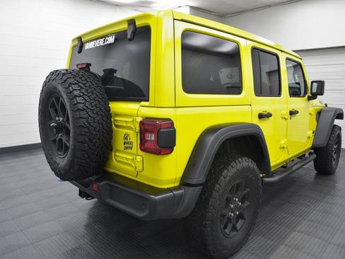Used 2024 Jeep Wrangler Unlimited image 7