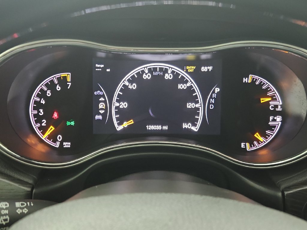 Used 2018 Jeep Grand Cherokee Summit w/ Skid Plate Group AWD/4WD image 25