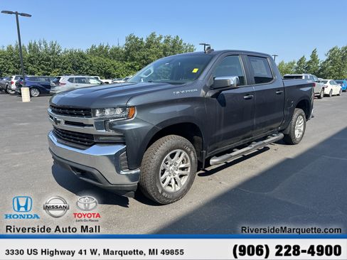 Used 2021 Chevrolet Silverado 1500 LT AWD/4WD image 3