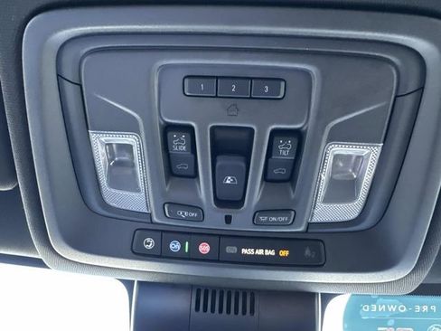 Used 2023 Chevrolet Silverado 1500 High Country w/ High Country Premium Package image 18