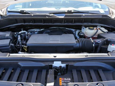 Used 2021 Chevrolet Silverado 1500 Custom Trail Boss AWD/4WD image 24