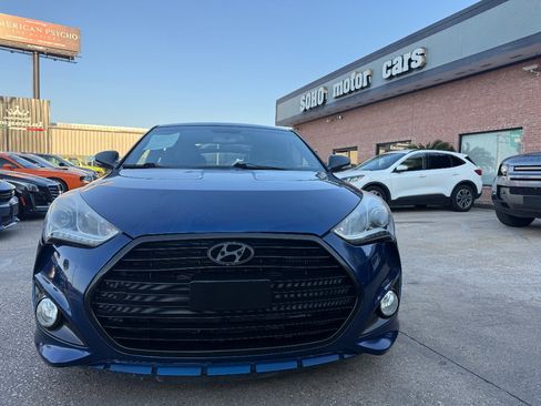 Used 2016 Hyundai Veloster Turbo image 8