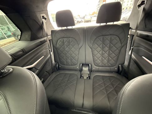 Used 2023 BMW X7 xDrive40i w/ Executive Package image 20