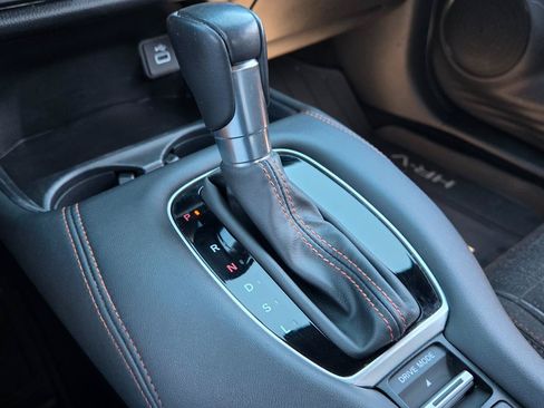 Used 2023 Honda HR-V Sport image 41