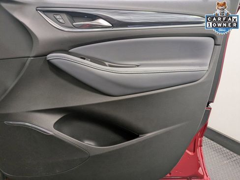 Used 2023 Buick Enclave Essence w/ Experience Buick Package image 28