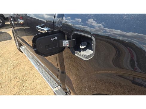Certified 2025 Ford F150 XLT w/ Equipment Group 301A Standard AWD/4WD image 18