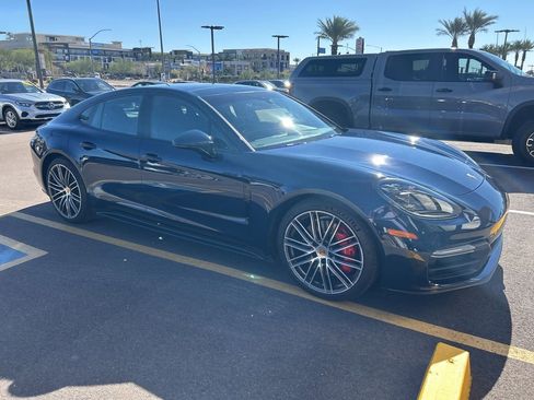 Used 2019 Porsche Panamera GTS image 2