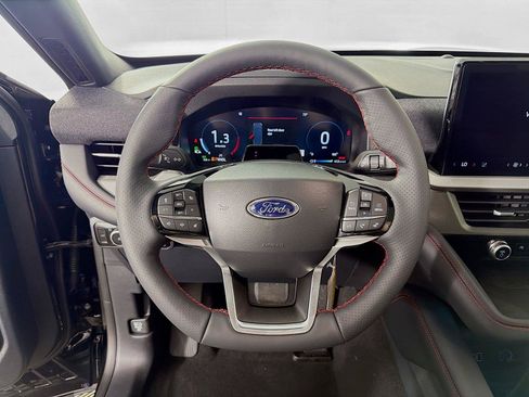 New 2026 Ford Explorer ST-Line w/ ST-Line Street Pack AWD/4WD image 3
