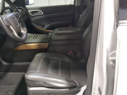 Used 2020 GMC Yukon Denali image 20