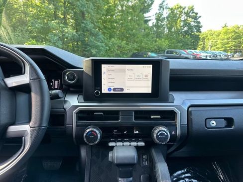 Used 2026 Toyota 4Runner SR5 AWD/4WD image 22