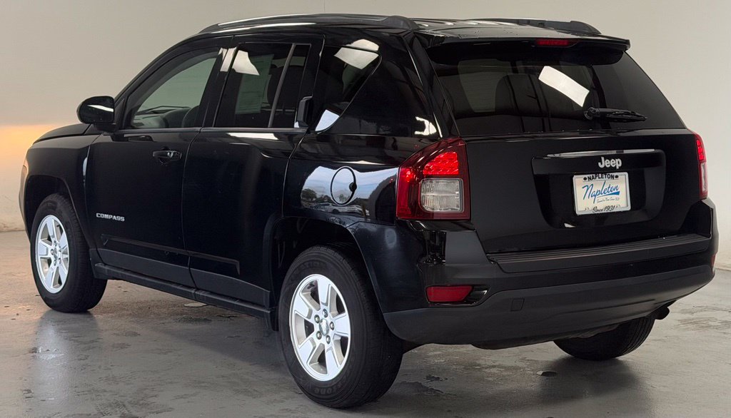 Used 2014 Jeep Compass Sport FWD image 3