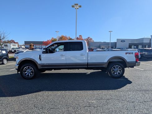 Certified 2020 Ford F350 Lariat w/ Lariat Ultimate Package image 6