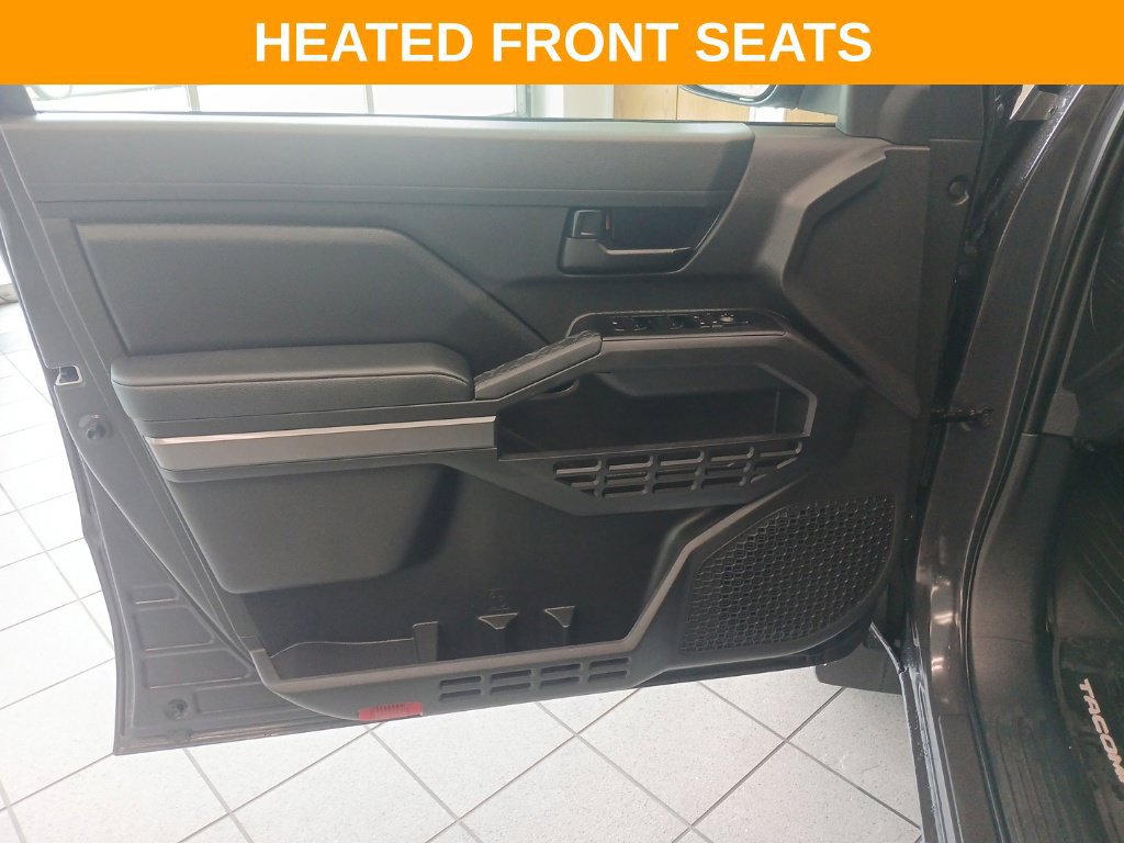 Used 2024 Toyota Tacoma SR5 AWD/4WD image 8