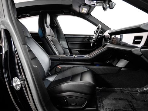 Used 2020 Porsche Taycan 4S image 35