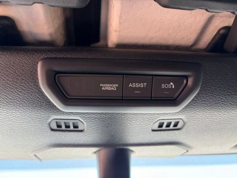 Used 2023 Jeep Wrangler Unlimited Sahara image 19