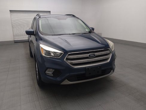 Used 2018 Ford Escape SE FWD image 14
