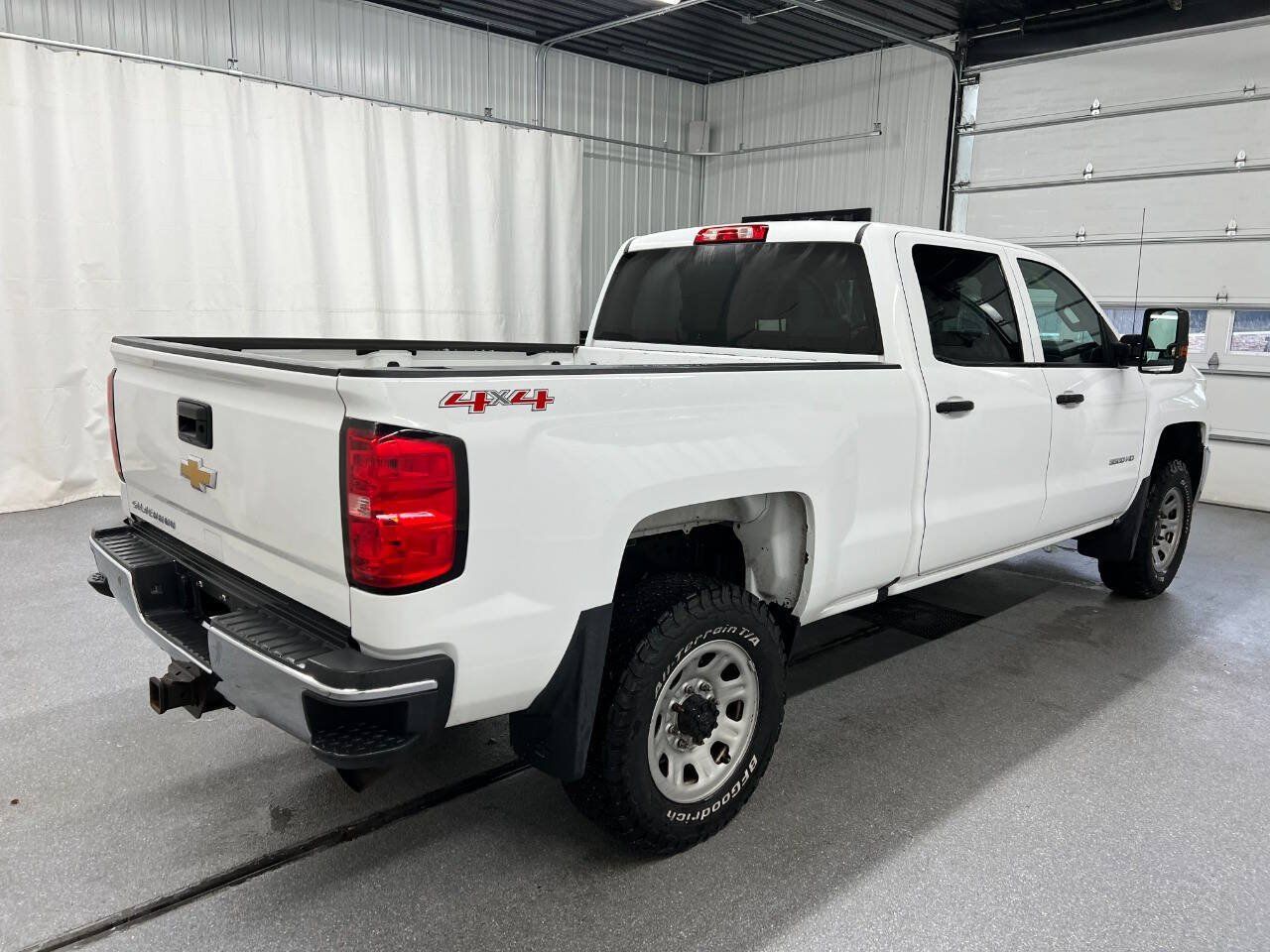 Used 2016 Chevrolet Silverado 3500 W/T w/ WT Convenience Package AWD/4WD image 4