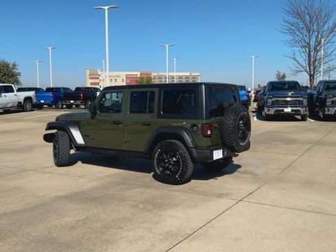 Used 2023 Jeep Wrangler Willys image 7