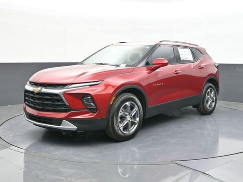 New 2026 Chevrolet Blazer LT w/ Convenience Package image 3