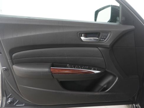 Used 2015 Acura TLX 3.5L V6 image 18