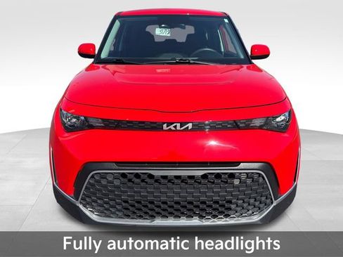 Used 2024 Kia Soul S FWD image 11