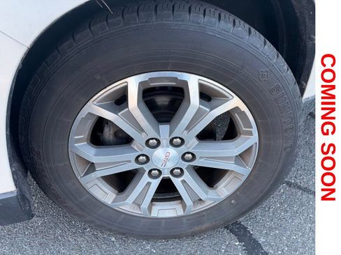 Used 2015 GMC Acadia SLT AWD/4WD image 4