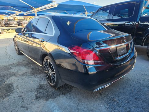 Used 2020 Mercedes-Benz C 300 Sedan image 3