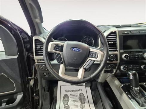 Used 2019 Ford F150 Lariat w/ Equipment Group 502A Luxury image 13