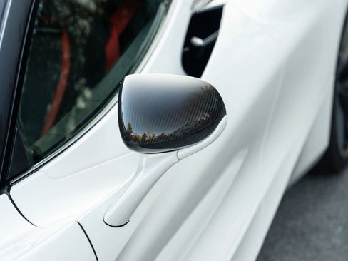 Used 2021 McLaren 720S Spider image 16