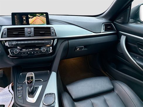 Used 2018 BMW 430i Convertible w/ Premium Package image 24