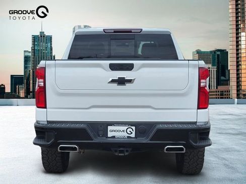 Used 2021 Chevrolet Silverado 1500 LT Trail Boss w/ Convenience Package II image 5