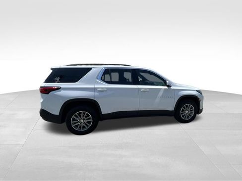 Used 2023 Chevrolet Traverse LT FWD image 15