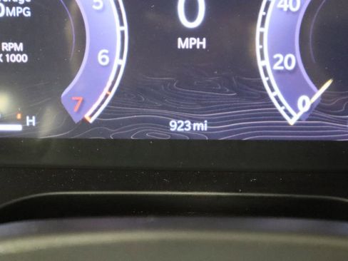 Used 2025 Jeep Grand Cherokee L Limited w/ Luxury Tech Group II image 41