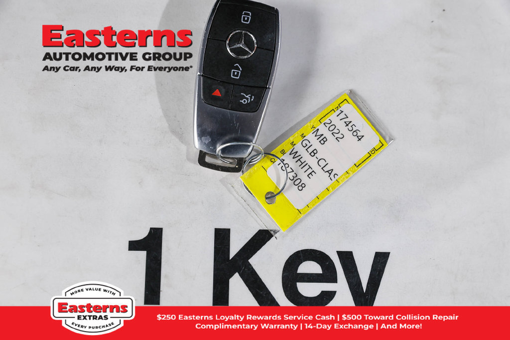 Used 2022 Mercedes-Benz GLB 250 4MATIC w/ Premium Package Lite image 7