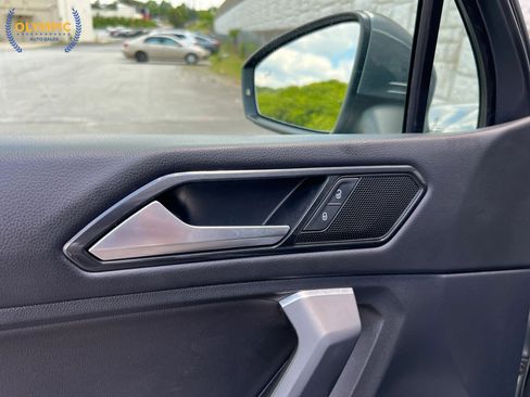 Used 2018 Volkswagen Tiguan SE FWD image 36