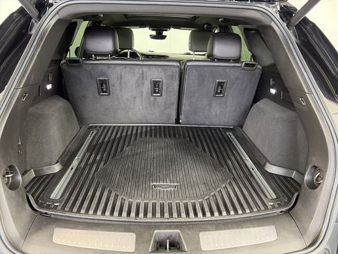 Certified 2023 Cadillac XT5 Premium Luxury w/ Technology Package image 16