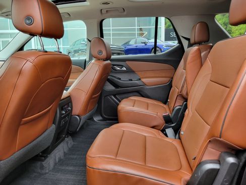 Used 2019 Chevrolet Traverse High Country w/ LPO, Floor Liner Package AWD/4WD image 26